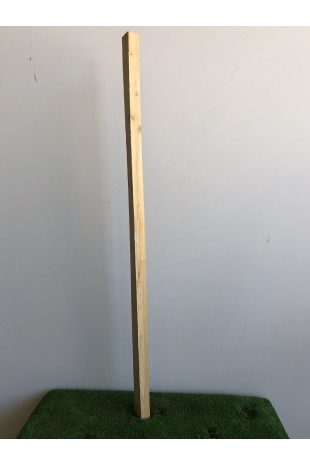 Pali di castagno (diametro da 9 a 15 cm, altezza da 80 cm a 2,5 m)