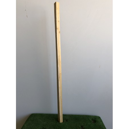 Pali di castagno (diametro da 9 a 15 cm, altezza da 80 cm a 2,5 m)